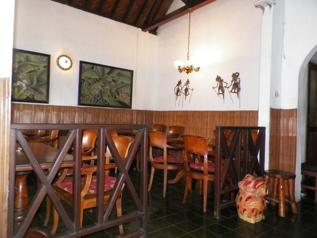 Bladok Hotel & Restaurant Jogjakarta Buitenkant foto