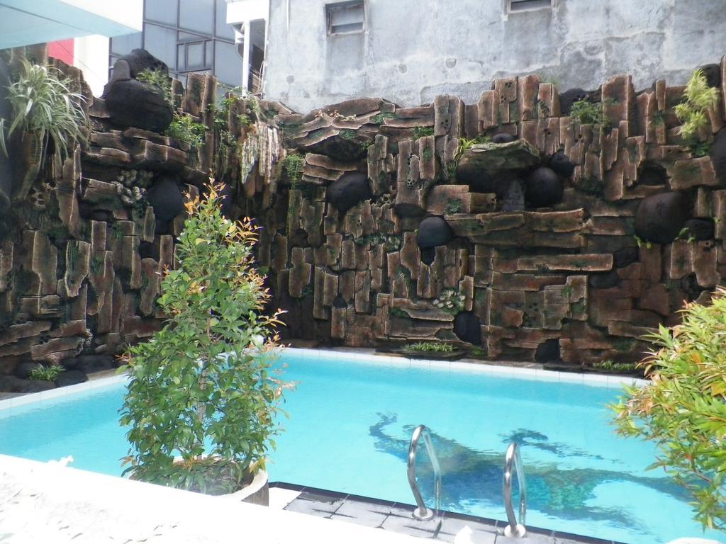 Bladok Hotel & Restaurant Jogjakarta Buitenkant foto