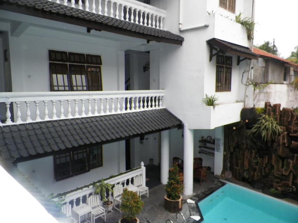 Bladok Hotel & Restaurant Jogjakarta Buitenkant foto